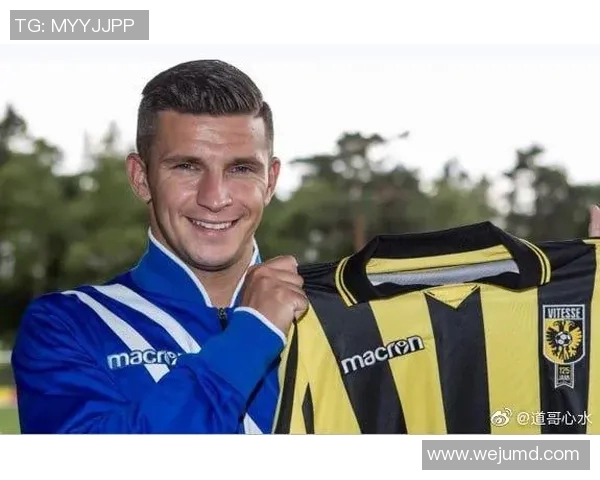 乌德勒斯主场迎战维迪斯全力争胜展现球队实力与战术配合